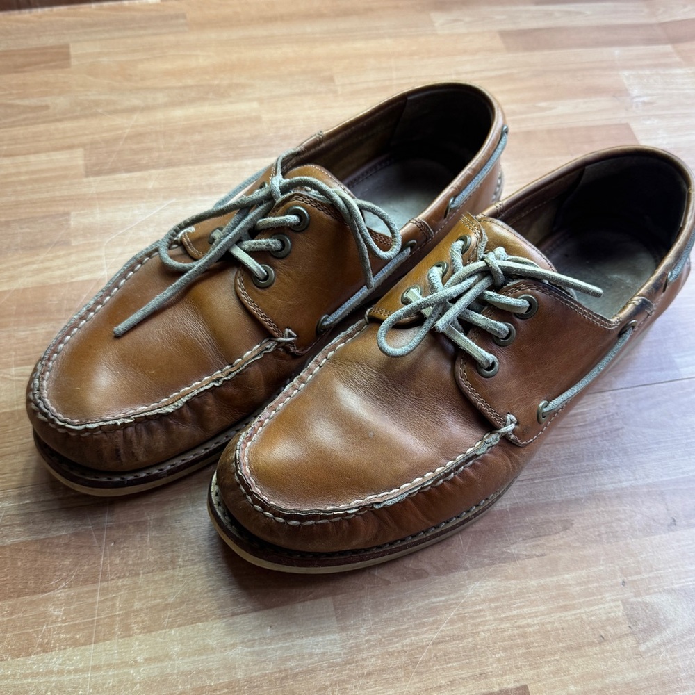 FRYE brown sully boat shoes, leather size 10